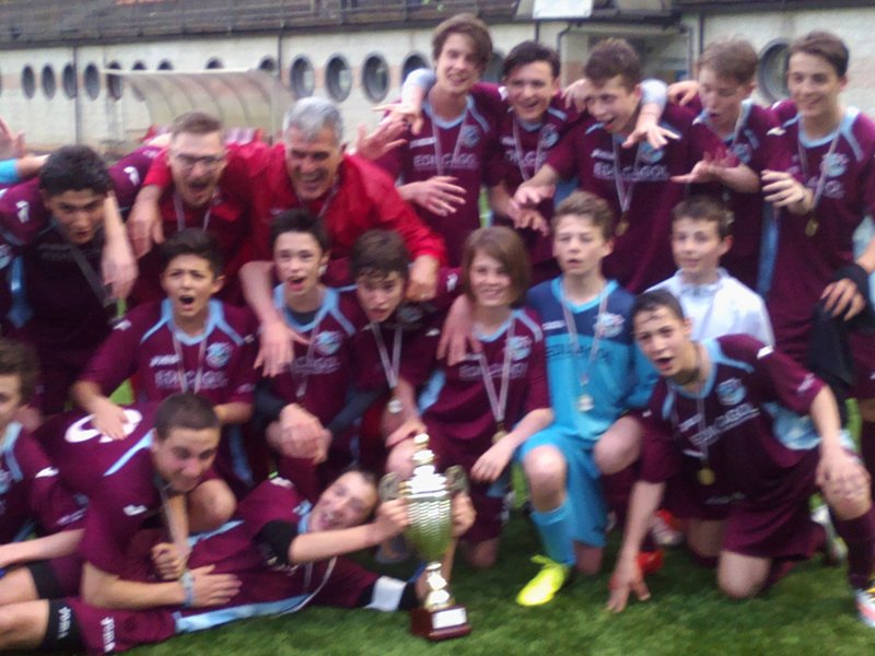 La ViPo Trento vince il Campionato Giovanissimi Elite superando per 1 - 0 il Trento nella gara di spareggio.